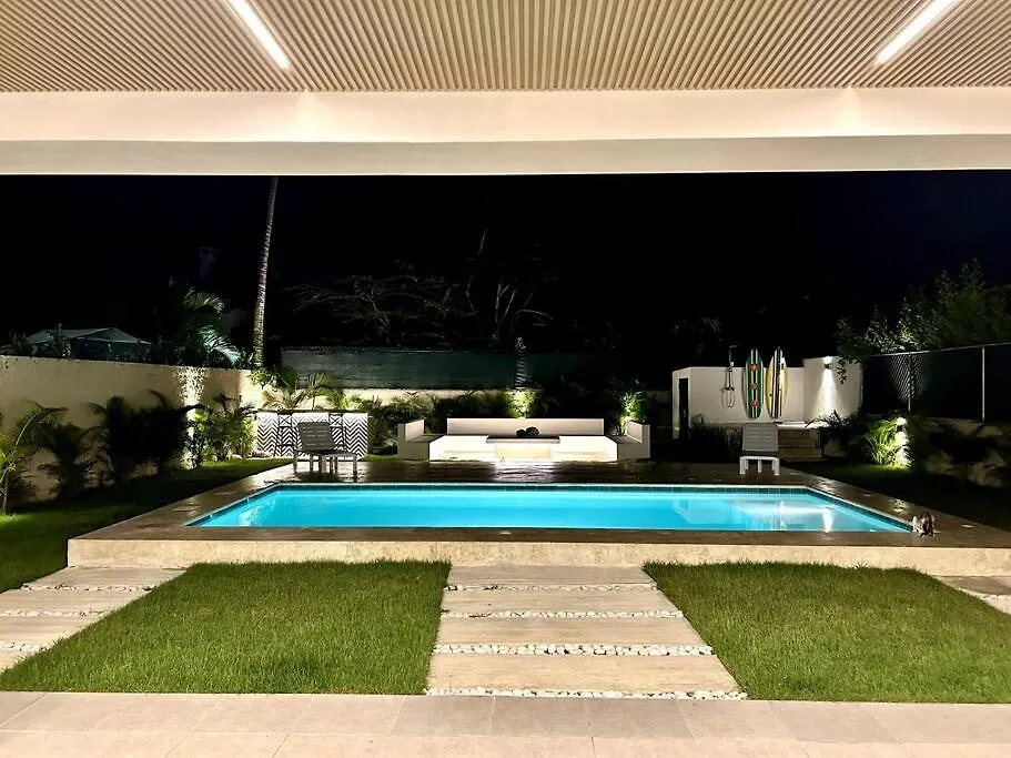 Luxury Villa With Kitchen And Housekeeping Services, Private Pool, Beach In An Exclusive Residential Area Las Terrenas
