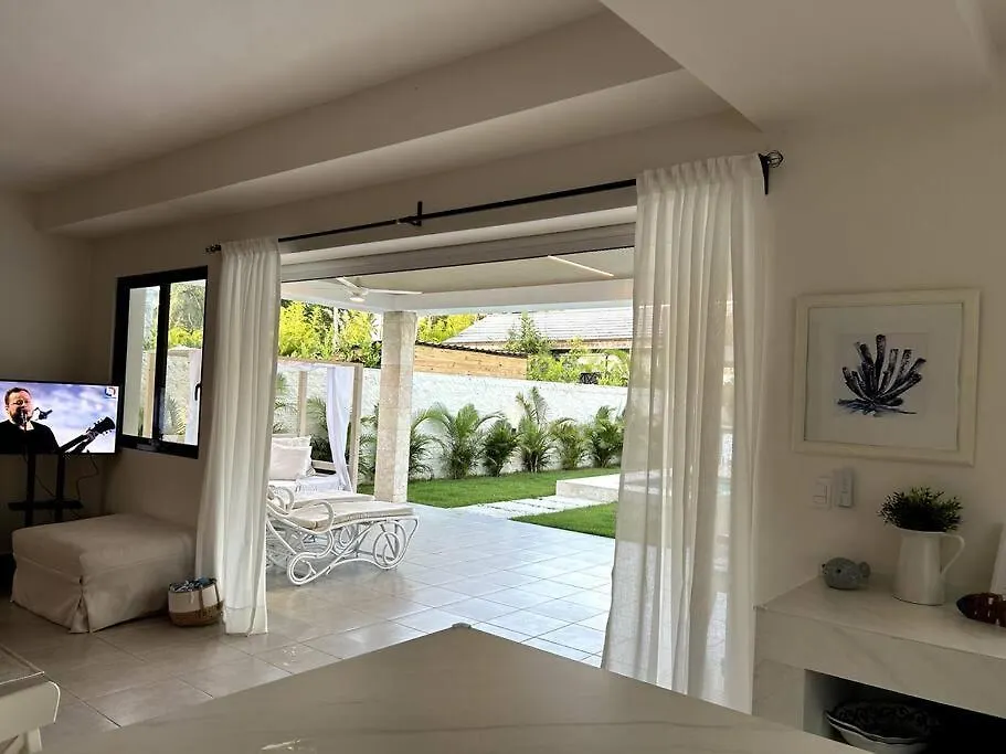 Luxury Villa With Kitchen And Housekeeping Services, Private Pool, Beach In An Exclusive Residential Area Las Terrenas