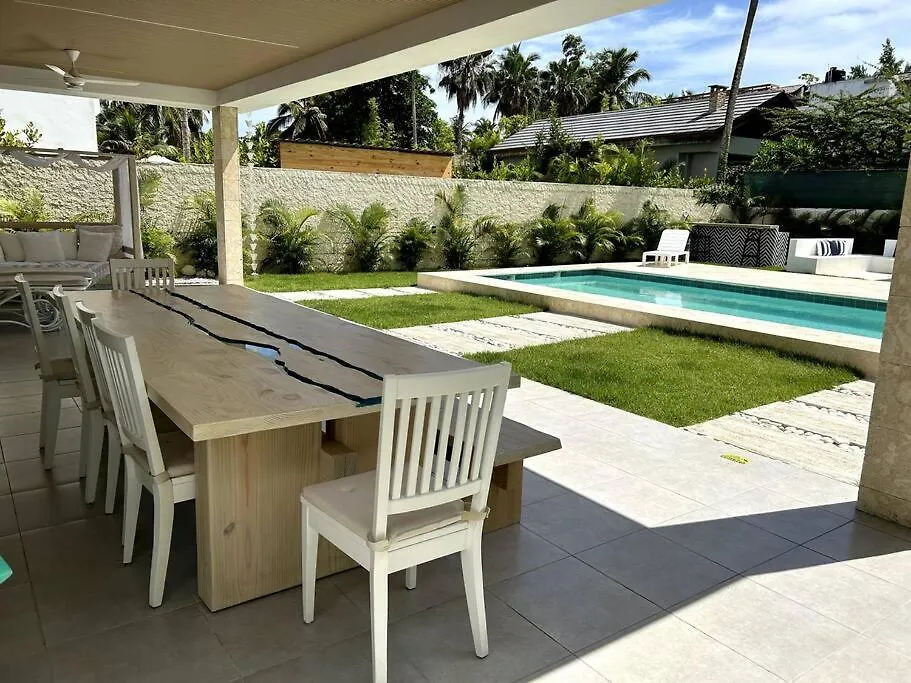 Luxury Villa With Kitchen And Housekeeping Services, Private Pool, Beach In An Exclusive Residential Area Las Terrenas