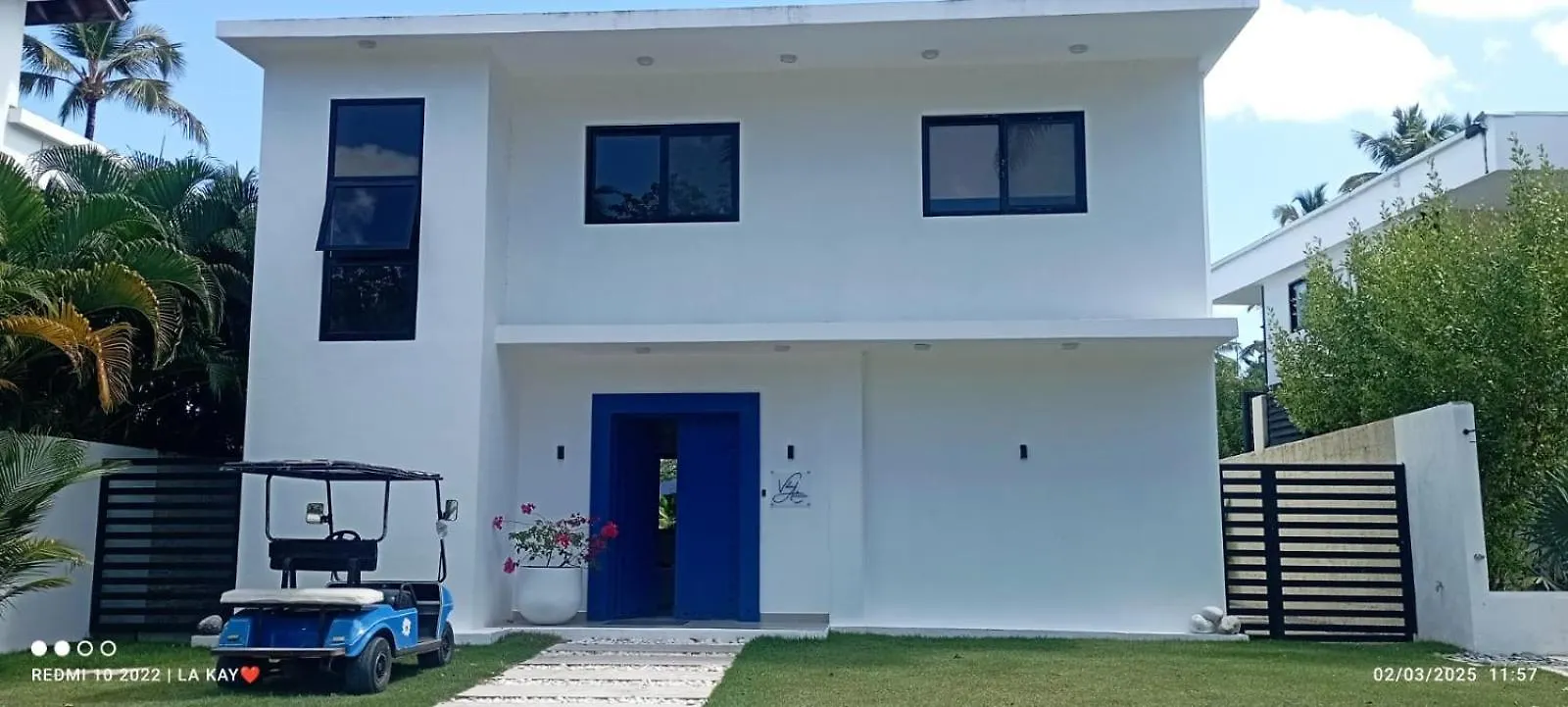 Luxury Villa With Kitchen And Housekeeping Services, Private Pool, Beach In An Exclusive Residential Area Las Terrenas